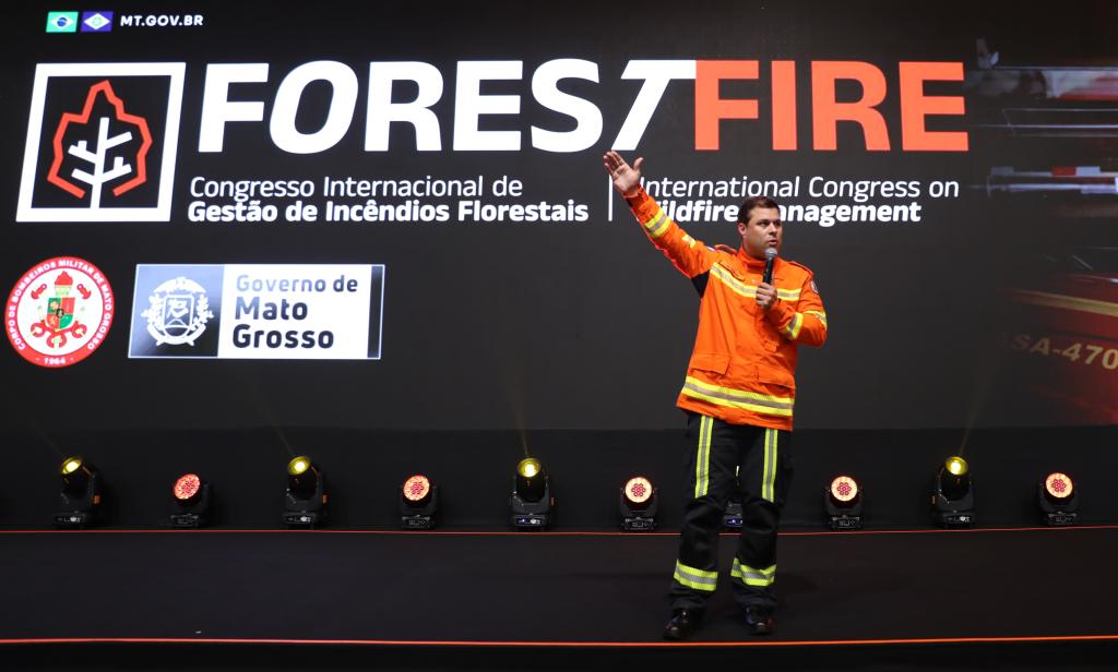 Corpo de Bombeiros de MT apresenta ações integradas de combate aos incêndios florestais na COP30