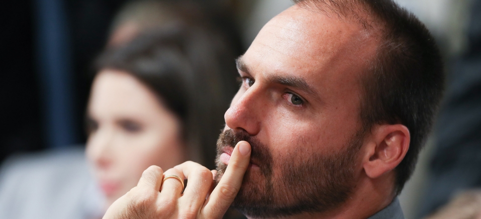 Eduardo Bolsonaro diz que governo Trump mostrou a ele sanções antes de anúncio e apoia tarifaço