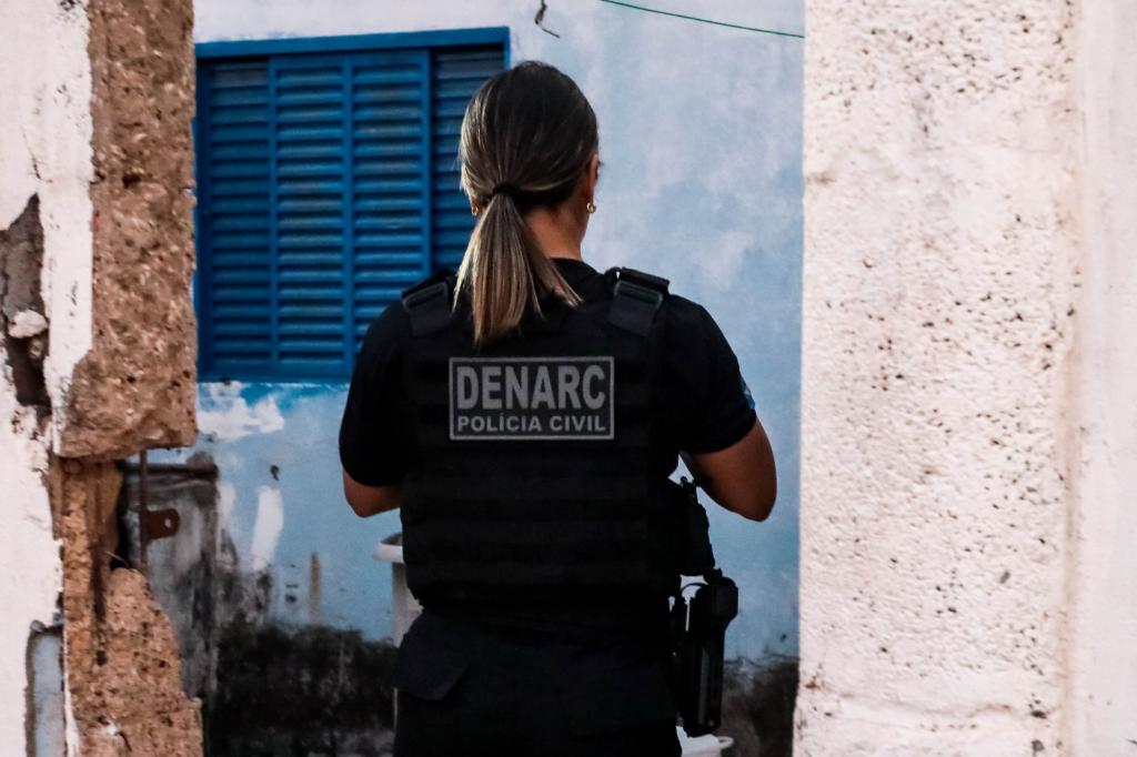 Polícia Civil cumpre mandados contra traficantes responsáveis por movimentar drogas na região metropolitana de Cuiabá
